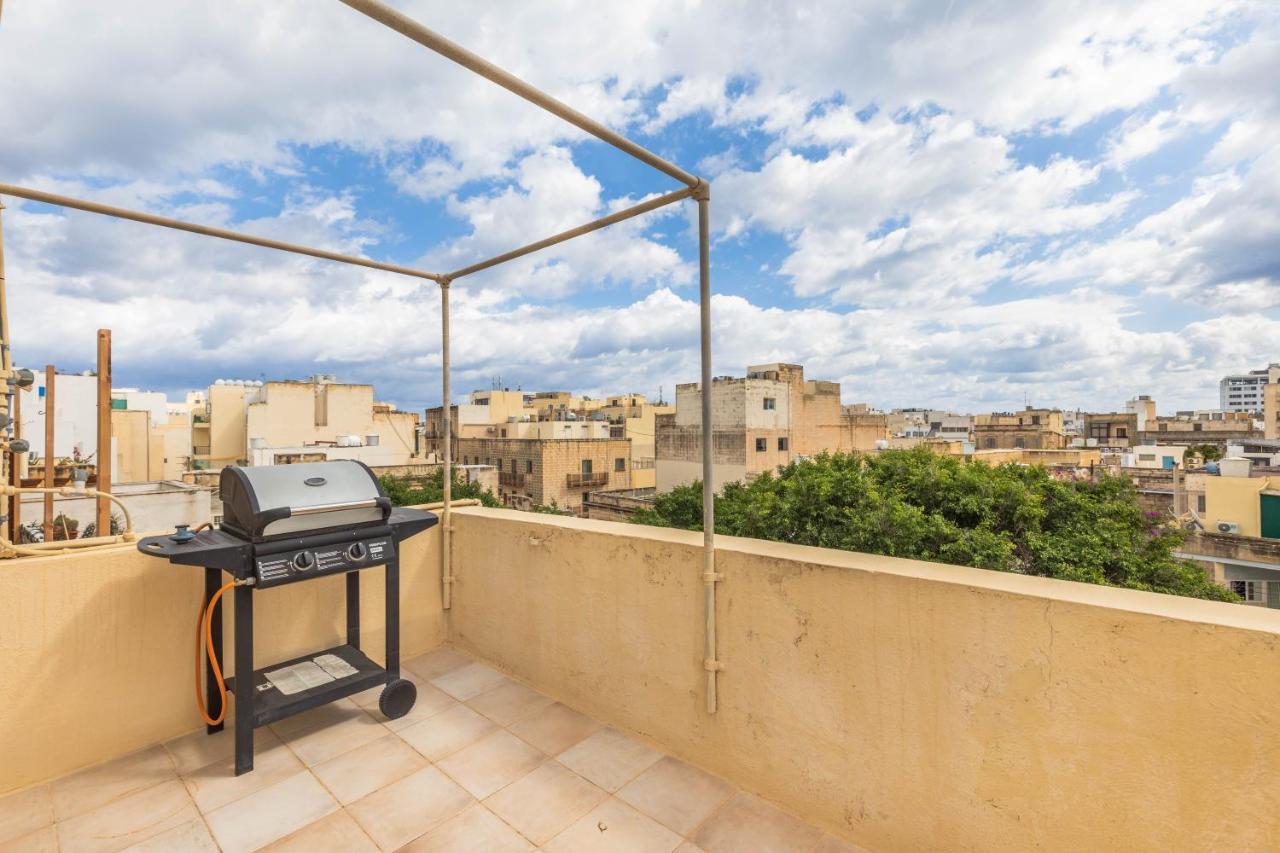 Charming Duplex Apartment In The Centre Of Sliema Exterior foto
